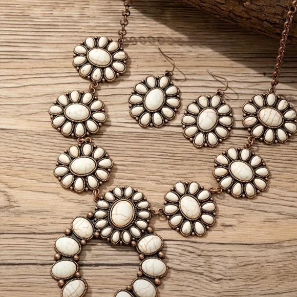 Elegant Cream Floral Necklace Earring Brass Color Squash Blossom Jewelry Set - Picture 6 of 6